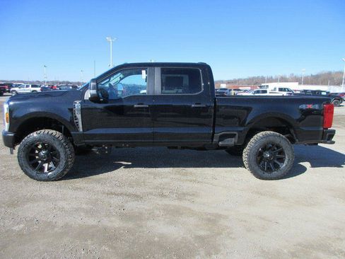 New 2026 Ford F250 XL w/ XL Off-Road Package image 9