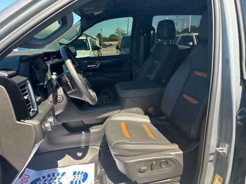 Used 2024 GMC Sierra 1500 AT4 w/ Technology Package AWD/4WD image 20