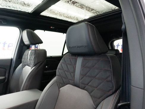 New 2026 Honda Pilot Black Edition image 17