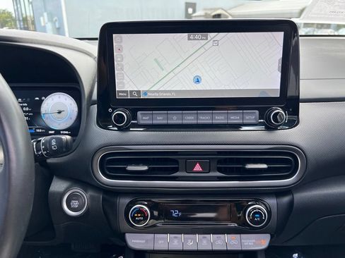 Used 2022 Hyundai Kona Limited w/ Cargo Package FWD image 38