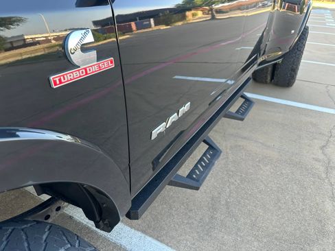 Used 2021 RAM 3500 Laramie AWD/4WD image 5