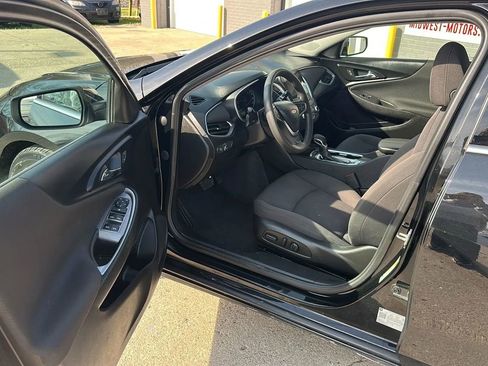 Used 2022 Chevrolet Malibu LT image 9