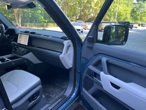 Certified 2025 Land Rover Defender 110 S AWD/4WD image 10