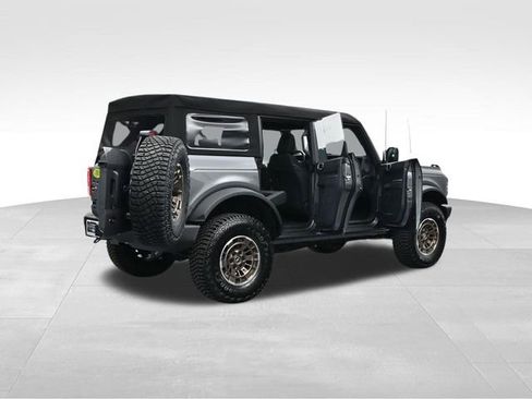 New 2025 Ford Bronco 4-Door image 44