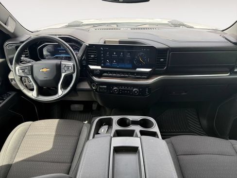 Used 2025 Chevrolet Silverado 2500 LT w/ Safety Package AWD/4WD image 10