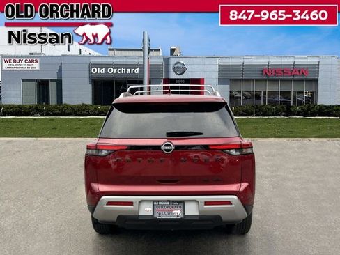 Used 2023 Nissan Pathfinder SL w/ Lighting Package (N92) image 6