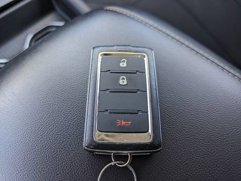 Used 2023 Jeep Grand Cherokee L Laredo RWD image 31