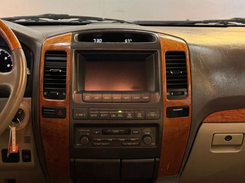 Used 2004 Lexus GX 470 image 24