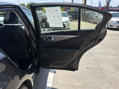 Used 2017 INFINITI Q50 3.0t Premium RWD image 29