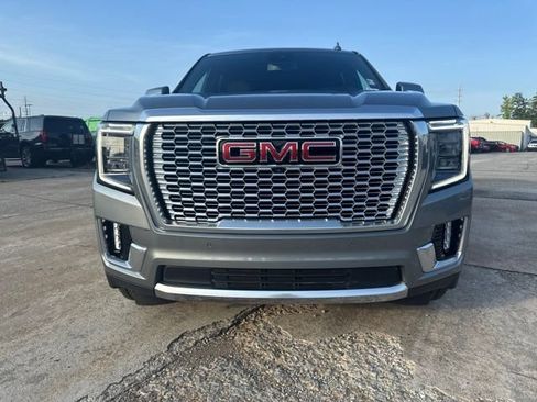 Used 2023 GMC Yukon Denali RWD image 8