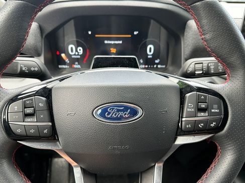 Certified 2025 Ford Explorer ST-Line w/ Premium Package RWD image 26