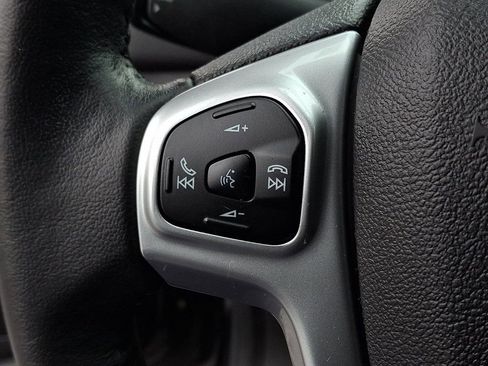 Used 2015 Ford Fiesta SE image 22