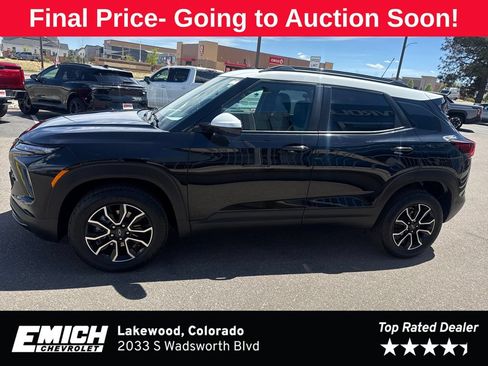 Used 2025 Chevrolet TrailBlazer ACTIV AWD/4WD image 2