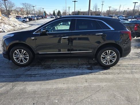 Certified 2023 Cadillac XT5 Premium Luxury w/ LPO, Floor Liner Package image 8