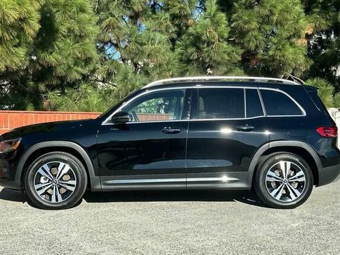 Used 2025 Mercedes-Benz GLB 250 image 7