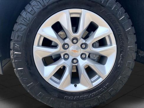 Used 2026 Chevrolet Silverado 1500 Custom AWD/4WD image 11