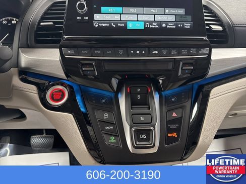 New 2026 Honda Odyssey Touring image 19