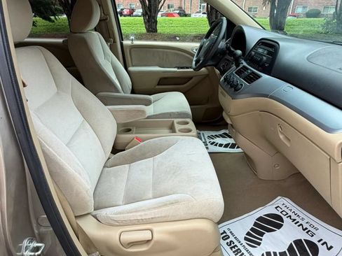 Used 2008 Honda Odyssey LX image 12