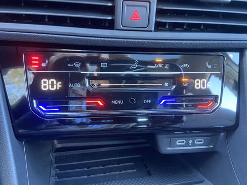 New 2026 Volkswagen Jetta SE image 27