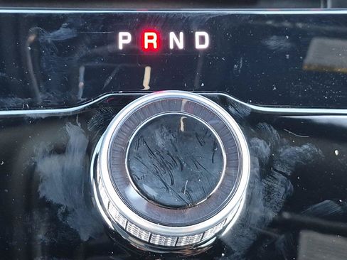 Used 2026 Jeep Grand Cherokee L Laredo RWD image 27