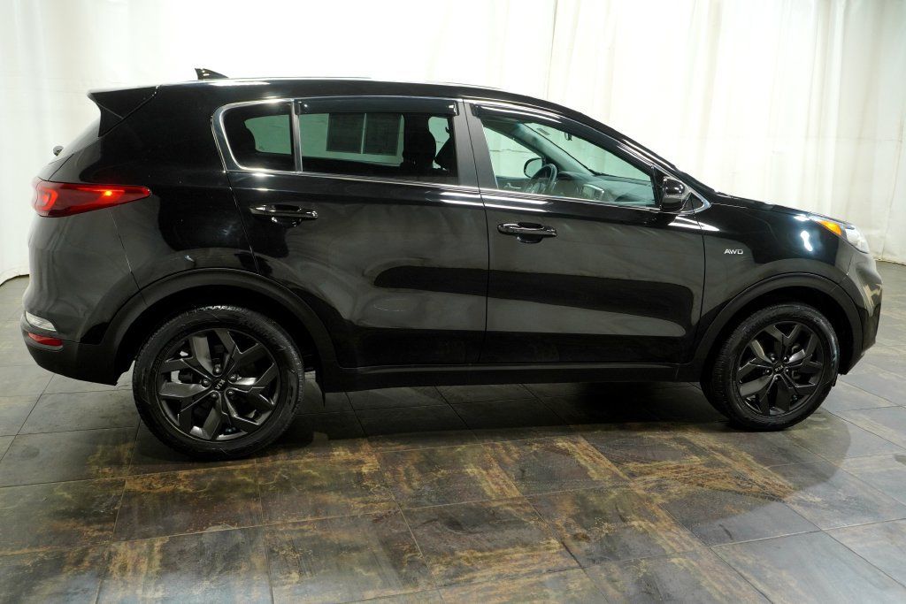 Used 2022 Kia Sportage LX w/ LX AWD Value Edition Package image 4