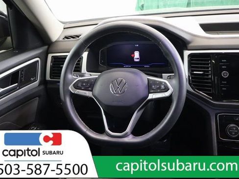 Used 2021 Volkswagen Atlas SEL Premium image 16