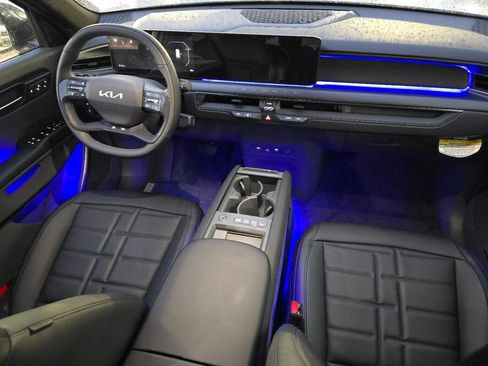 New 2026 Kia EV9 Land w/ Nightfall Edition Package image 25