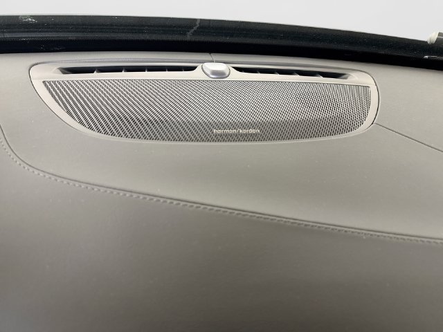 New 2027 Volvo XC90 T8 Plus AWD/4WD image 28