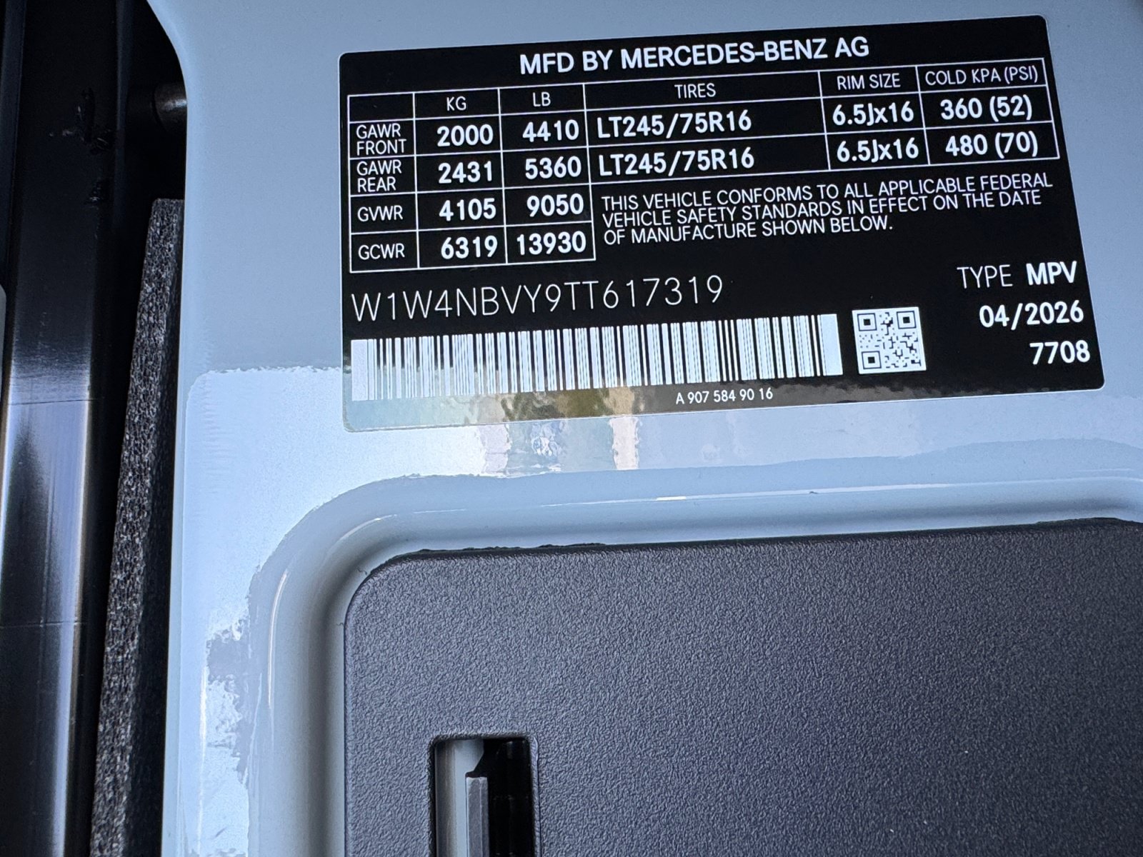 New 2026 Mercedes-Benz Sprinter 2500 image 26