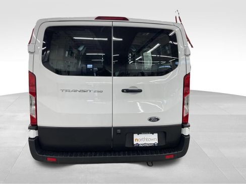 Used 2025 Ford Transit 250 Low Roof w/ Exterior Upgrade Package RWD image 30