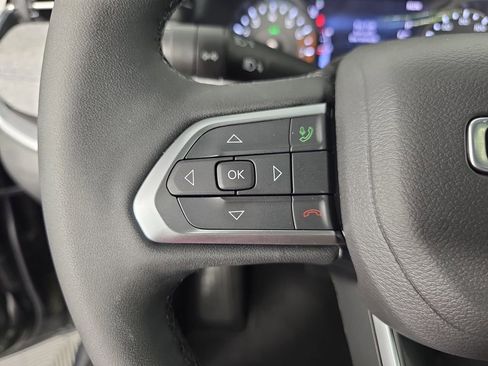 Used 2026 Jeep Compass Latitude AWD/4WD image 21