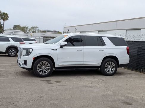 Used 2021 GMC Yukon Denali RWD image 3