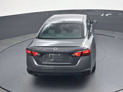 Used 2025 Nissan Altima 2.5 SR FWD image 24