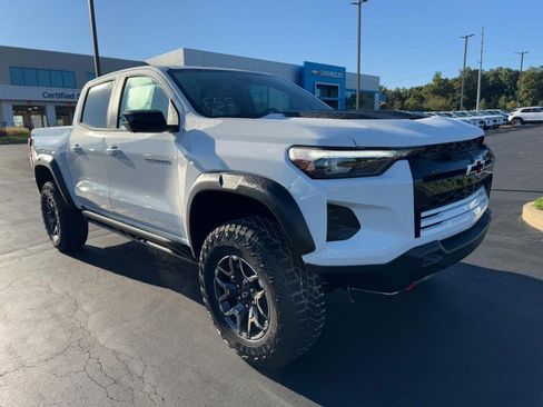 New 2026 Chevrolet Colorado ZR2 w/ Technology Package image 27