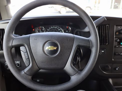 Used 2025 Chevrolet Express 3500 LS image 5