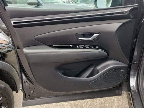 Used 2024 Hyundai Tucson Limited FWD image 17