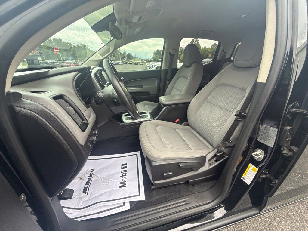 Used 2020 Chevrolet Colorado LT w/ LT Convenience Package AWD/4WD image 19