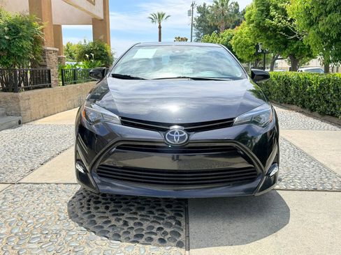 Used 2018 Toyota Corolla LE w/ LE Premium Package image 2