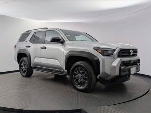 Used 2025 Toyota 4Runner SR5 AWD/4WD image 11