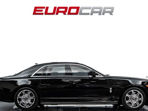 Used 2010 Rolls-Royce Ghost image 7