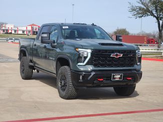 New 2026 Chevrolet Silverado 2500 ZR2 video 2