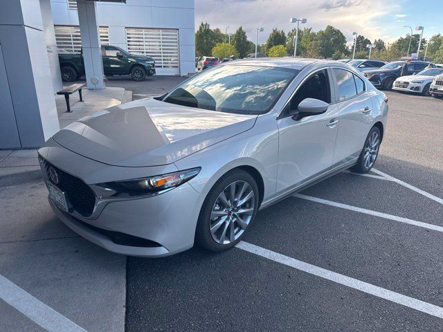 Used 2024 MAZDA MAZDA3 s FWD image 2