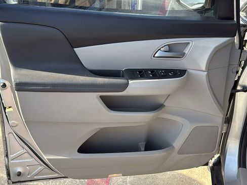 Used 2012 Honda Odyssey EX-L image 5