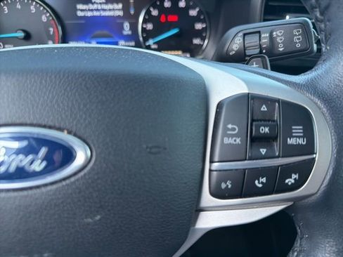 Used 2020 Ford Explorer XLT RWD image 19