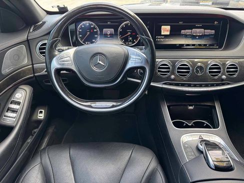 Used 2017 Mercedes-Benz S 550 Sedan image 20