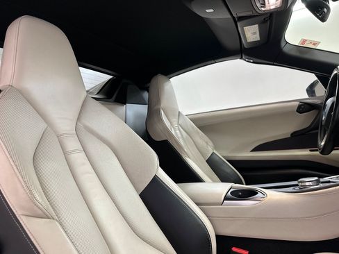 Used 2019 BMW i8 Roadster AWD/4WD image 31
