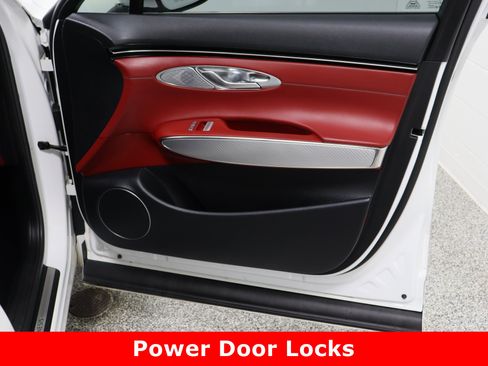 Used 2022 Genesis GV70 3.5T Sport w/ Cargo Package image 40