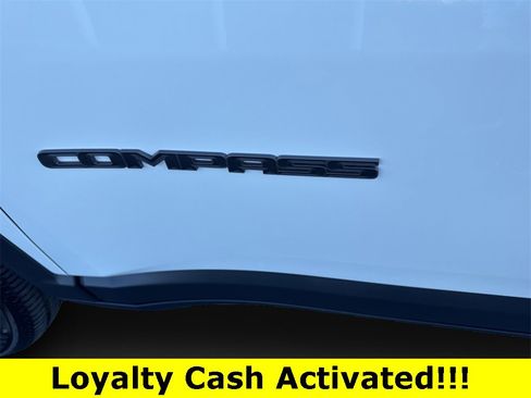 New 2026 Jeep Compass Latitude image 22