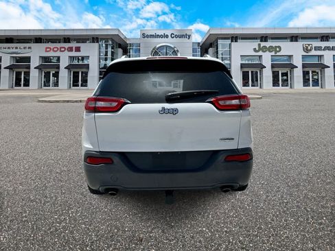 Used 2014 Jeep Cherokee Latitude FWD image 7