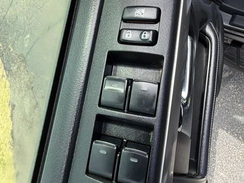 Used 2018 Toyota 4Runner SR5 RWD image 22
